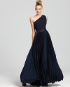 Midnight navy makes a chic alternative to black in this supremely sophisticated Tadashi Shoji gown.