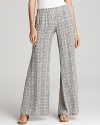 Sleepwear-inspired silhouettes were a runway staple this season-and these Joie patterned pants work the trend to chic perfection.