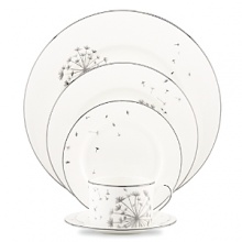 Recall the childhood pastime of wishing on a dandelion with kate spade new york's Dandy Lane collection. Accented with fluffy flowers and floating spores, this bowl is sophisticated, unique and full of whimsy.