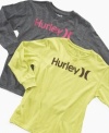 Stay cool. This jersey tee from Hurley is perfect for long days and cool nights.