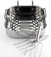 Brilliant good looks. Perfect gourmet results. Combining the long-lasting radiance of stainless steel with the superior  performance of a highly conductive, heavy-gauge aluminum core, the Calphalon Tri-Ply roaster makes it easy to prepare moist, mouthwatering meals for the holiday -- or just every day! Lifetime warranty.