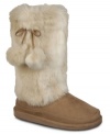 Fall in love with the faux-fur shaft of the Tatum booties by Dr. Scholl's. This mid-shaft style will keep you stylish and warm all winter long.