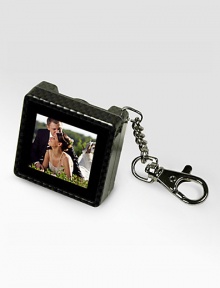 Carry your favorite photos in your pocket so you can share and relive your most precious moments anytime, anywhere. Simply use the included software to convert images from your computer to the album, then crop, resize and scroll through up to 124 photos manually or in a slideshow.