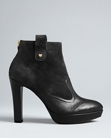 Break hearts in these Love Moschino pointed toe ankle booties.