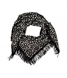 Add a celestially-inspired accent to any ensemble with Steffen Schrauts chic black and cream silk foulard - Stylish star print and elegant black fringe trim - Perennially cool triangular style ideal for knotting or draping at the neck - Pair with everything from a t-shirt and leather jacket or a cashmere pullover to a solid knit dress and blazer