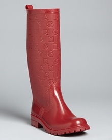 Rain, sleet or snow, these MARC BY MARC JACOBS boots are so much fun, you'll barely notice the weather. A whimsical logo print puts this pair in its own class.