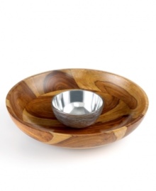 Out of the woods. A mix of beautiful sheesham hardwood and bright, polished aluminum, this Martha Stewart Collection chip and dip is a natural choice for casual entertaining. Wood carvings add a crafted touch to the sleek dip bowl.