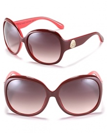 Round oversized sunglasses in a cool two tone combination with signature Miss Marc logo at temples.