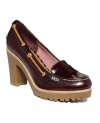 Prep-school perfect. Paired with opaque tights, the Darlington penny loafer pumps by Sperry Top-Sider are a trendy treat.