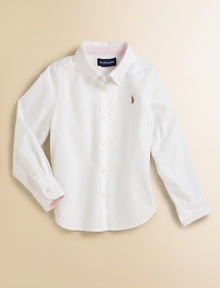 Preppy cotton oxford style detailed with a pinstriped undercollar and cuffs for a tailored look.Button-down collar Multicolor embroidered pony on chest Long sleeves with barrel cuffs Rounded shirttail hem with striped gussets Split back yoke Cotton Machine wash Imported