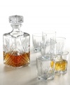 From cocktails to whiskey on the rocks, this set gives any drink distinguished taste. Selecta by Bormioli Rocco features a modern starburst pattern and traditional barware shapes. Includes 1 whiskey decanter and 6 double old-fashioned drinking glasses.