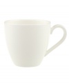 Truly timeless, the graceful Anmut after-dinner cup is crafted in the premium bone china of Villeroy & Boch and finished with a pure white glaze for unparalleled versatility.