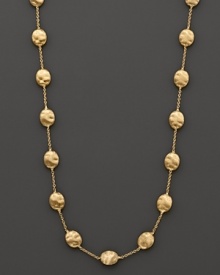 From the Siviglia collection, a necklace with large-sized beans, designed by Marco Bicego.