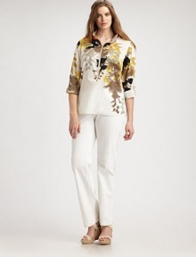 If you're looking for a blouse with an intriguing print, perfect fit and timeless grosgrain, look no further. This is a design that offers an effortlessly chic look season after season.Grosgrain collarButton and snap details on sleevesZipper frontBack yokeAbout 25 from shoulder to hemCottonDry cleanImported