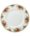 This popular bone china pattern surrounds blooming sprays of colorful English roses with hand-applied bands of 22K gold. These Royal Albert dinner plates are safe for use in the dishwasher, oven and freezer. Manufacturer's two-year warranty.