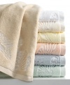 Let the calmness of the sea wash over your bathroom décor. Inspired by the Sea, Sand & Sky Design by Lenox, these Seaside Embellished bath towels feature woven seashell designs over pure cotton terry to create a soft, glimmering shell pattern.