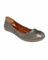 The Lucky Brand Emmie flats have down-to-earth charm with their easygoing styling and boho-chic finishes.