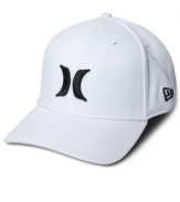 Top off your casual look with style with this logo hat from Hurley.