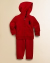 This cozy set pairs a full-zip Big Pony fleece hoodie and a comfy sweatpant to create a sporty, casual ensemble with an iconic feel. Hoodie Attached hoodLong sleevesFull-zip frontSplit kangaroo pocket Pants Elastic waistband with bow tieElastic cuffs87% cotton/13% polyesterMachine washImported