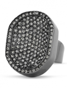 A chic combination. An oblong and concave silhouette add style and sophistication to this distinctive cocktail ring from Vince Camuto. Bedecked with dazzling glass accents, it's crafted in hematite tone mixed metal. Size 8.