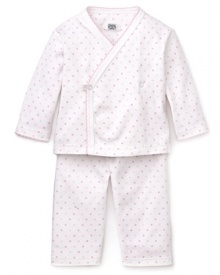 Snuggly and soft with an easy on and off snap front, this pink dot Noa Lily pajama set promises sweet dreams.