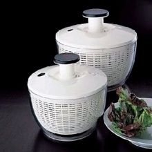 Fast, simple salads! Simply load clean/wet greens and press the soft, non-slip knob to spin. Easy, one-handed operation. Built-in brake stops the Salad Spinner for unloading. Knob locks for storage. Dishwasher safe.