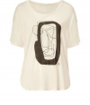 With an artful Cubist-inspired graphic, this modernized tee from Malene Birger adds of-the-moment appeal to your casual look - Round neck, short sleeves, asymmetrical hem, side slits, front graphic - Style with skinny jeans, an oversized cardigan, and high heel booties