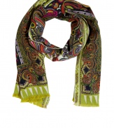 Dressed up or down, this elegant cashmere-blend paisley scarf from Etro injects bold style into any ensemble - All-over bold paisley print, frayed hem - Pair with workweek chic look or an elevated jeans-and-tee ensemble