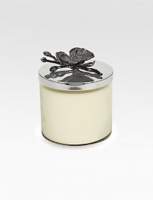 An unscented wax candle inspired by the textures of nature, crafted in polished and blackened nickel-plated metal with a glass jar by one of America's premier metalwork artists. From the Black Orchid CollectionSoy wax12.5 oz.5½H X 3¾ diam.Imported 