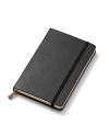 A truly classic notebook with 192 plain acid-free pages, an expandable inner pocket made of cardboard and cloth and a ribbon placeholder.