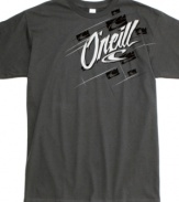 With a very stylish signature, this O'Neill t-shirt brings the best of surf style to your weekend wardrobe.