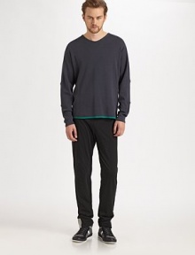 A finely-crafted, casual wear essential in textured stretch cotton with pop color detail at the hem.Crewneck97% cotton/ 3% spandexMachine washImported