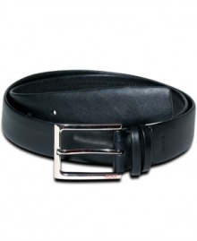 This leather belt from Tumi adds some sophisticated style to your professional look.