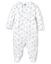 Crafted in soft pima cotton, this Noa Lily footie has a sweet all-over doggy print, snap closure and scalloped blue trim.