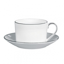 A subtle yet classic collection for formal dining in white fine bone china with platinum-toned accents.