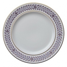 Inspired by the opulent parties of Louis XIV's Royal Court, Versace's Le Grand Divertissement collection is as ornate and luxurious as you'd expect from the Italian design house. The iconic Arabesque leaf design is rendered in lavender and gold against a classic white background with no attention to detail spared.