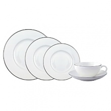 Designed by Giovanni Alessi Anghini, Villeroy & Boch's perrennial favorite is updated with a thin rim of precious platinum. The subtle, round bone china forms have a surprisingly fresh modern feels when accented in platinum. Each meal will be a memorable one.