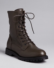 These finely crafted Max Mara boots capture oxford influences in a timeless silhouette.