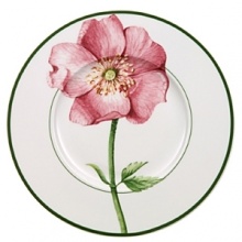 Experience nature in bloom on your table in the Flora dinnerware collections.