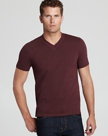 Garment dyed for a rich hue, this versatile V-neck brightens your day and pairs well with a variety of jeans, shorts and casual pants.