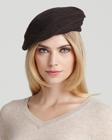 This beret is worthy of a closeup, with rich layers of detail in a must-have silhouette.