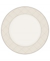 Dressed in a fine diamond grid of bronze and warm taupe, this round platter is tailored for formal dining and everyday elegance in bone china. It's a handsome host for roast chicken or vegetable kabobs. From Noritake's collection of serveware and serving dishes.