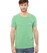 Treat yourself. Get premium comfort and classic casual style with this t-shirt from Buffalo David Bitton.