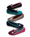 Tap into the smoking flat trend with these chic slippers from Betsey Johnson. Outfitted with signature detailing and contrast trim, this fab footwear comes in an assortment of cool colors and playful prints.