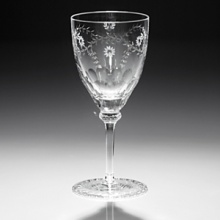 Elizabeth is beautifully hand cut with delicate flowers, on generously sized glasses. Completely hand made, this design is perfect for stylish entertaining. It is a very popular pattern that is appearing on many wedding lists.