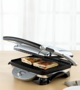 This retro-style panini grill has been featured on the reality show, The Apprentice, as one of the most innovative appliances one could own today. Perfect for quick and easy meals, you can press creative panini-style sandwiches, plus grill chicken, meat, fish and vegetables in a flash! Full warranty. Model CGH800.