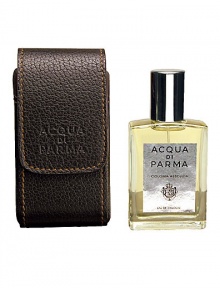 A tribute to traditional values, this product harmoniously blends elegance with practicality. The elegant leather case, fashioned in a classic shape, is an example of renowned Italian craftsmanship. The case contains a 1 oz. spray. This travel spray is a truly unique accessory that will last a lifetime. A set of two 1 oz. refills is also available separately. 