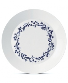 Ringed with navy flora, the Fable Garland round platter boasts distinct Scandinavian style and, in Royal Doulton porcelain, is up for just about any task. Mix with other Karolin Schnoor nature patterns to customize your table.