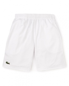 Keep your cool on the court with this stylish, quick-drying tennis short from the Andy Roddick signature selection.