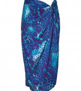 With a relaxed silhouette and a bold leopard print, this draped skirt from Salvatore Ferragamo will get your style summer-ready - Twist front draped detail, relaxed silhouette, all-over leopard print, midi-length - Pair with a fitted top and platform sandals